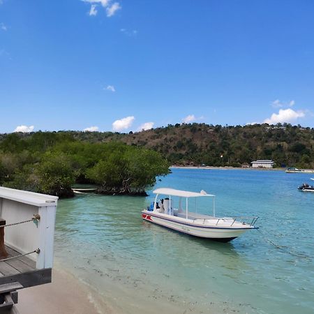 Villas Gede 888 Private Pool Nusa Lembongan  Exterior photo