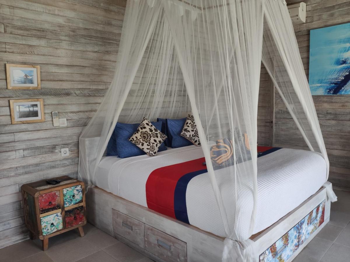 Villas Gede 888 Private Pool Nusa Lembongan  Exterior photo