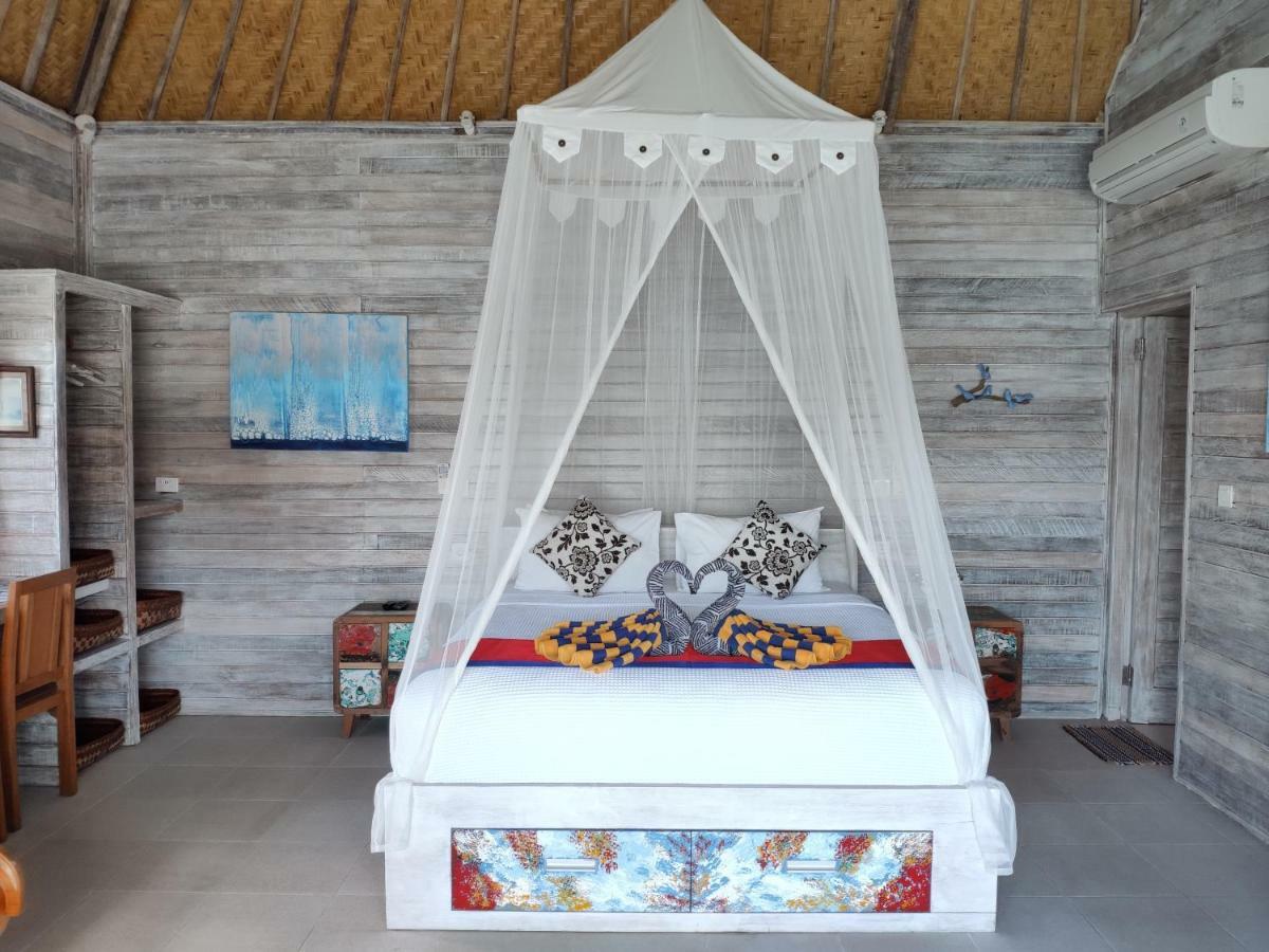 Villas Gede 888 Private Pool Nusa Lembongan  Exterior photo