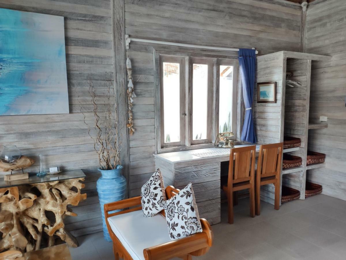Villas Gede 888 Private Pool Nusa Lembongan  Exterior photo
